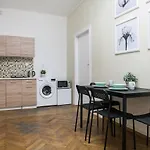 Nikis 11 Apartment