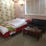 Family Inn Ibaraki (Adults Only)