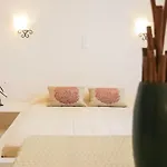 Rodia Studios & Apartments