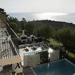 Yades Villas