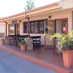 Travel Lodge