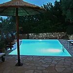 Arethousa Villas