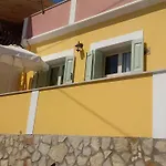 Seleni Apartment