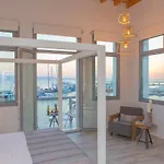 Naxos Riviera Suites