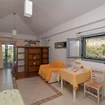 Ta Spitakia Tsarbopoulos