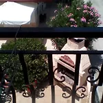Stella Apartments And Studios