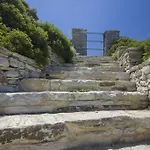 Romanzza Studios