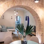 Traditional Thiseio Home