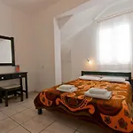 Mersina Rooms & Studios