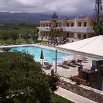 Lenaki Apartments