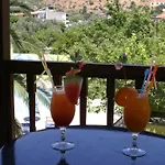 Hotel Mando