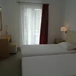 Super Paradise Suites