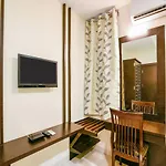 Oyo Rooms Samarth Nagar Road Varad Ganesh Mandir