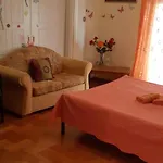 Rooms For Rent