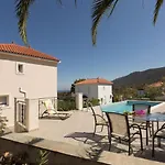 Beautiful Villa In Agia Paraskevi Samos