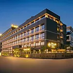 Prominent Corporate Residency
