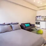 Treat Yourself W. This Central City-Break Studio!