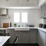 Elegant Luminous 3Bd Apartment In Kolonaki By Upstreet