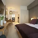 Happiness Luxury Central Apartment
