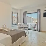 Harbour View Apartments