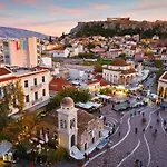 Autonomous House In The Heart Of Plaka