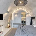 Marble Sun Villa With Jacuzzi By Caldera Houses