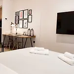 Downtown Syntagma Apartment 1