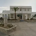 Kamari Bay Hotel