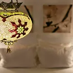 Mezzo Cave House