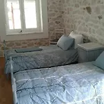 Villa Valia