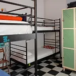 Chameleon Youth Hostel