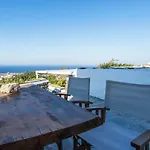 Windmill Arades Suite