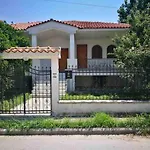 Mary'S Place