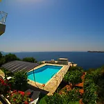 Horizon Blue Villa