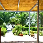 Volta Stonehouse Apartments