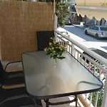 White Apartment 70M From The Sea
