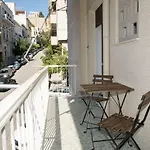 Modern Apartment Next To Acropolis Athina