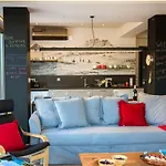 Center Of Athens Loft