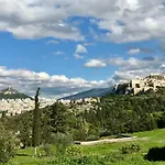 Medluxe Easy Acropolis Apartment!
