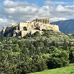 Medluxe Easy Acropolis Apartment!