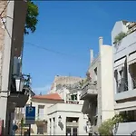 Vintage Charm By The Acropolis!