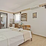 Philoxenia Studios 1