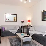 City Center Apartment Near Helexpo