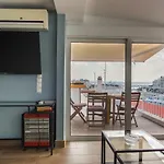 Piraeus Apartment With Endless View