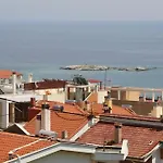 Azzuro