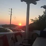 Mykonos House Sleep 6!