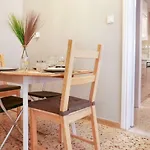 Koukaki Relaxing Pied-A-Terre