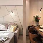 Metro Apartment