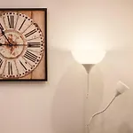 Supreme City Center Apartment