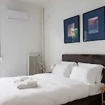 Two Bedroom Flat At Lycabettus Hill
